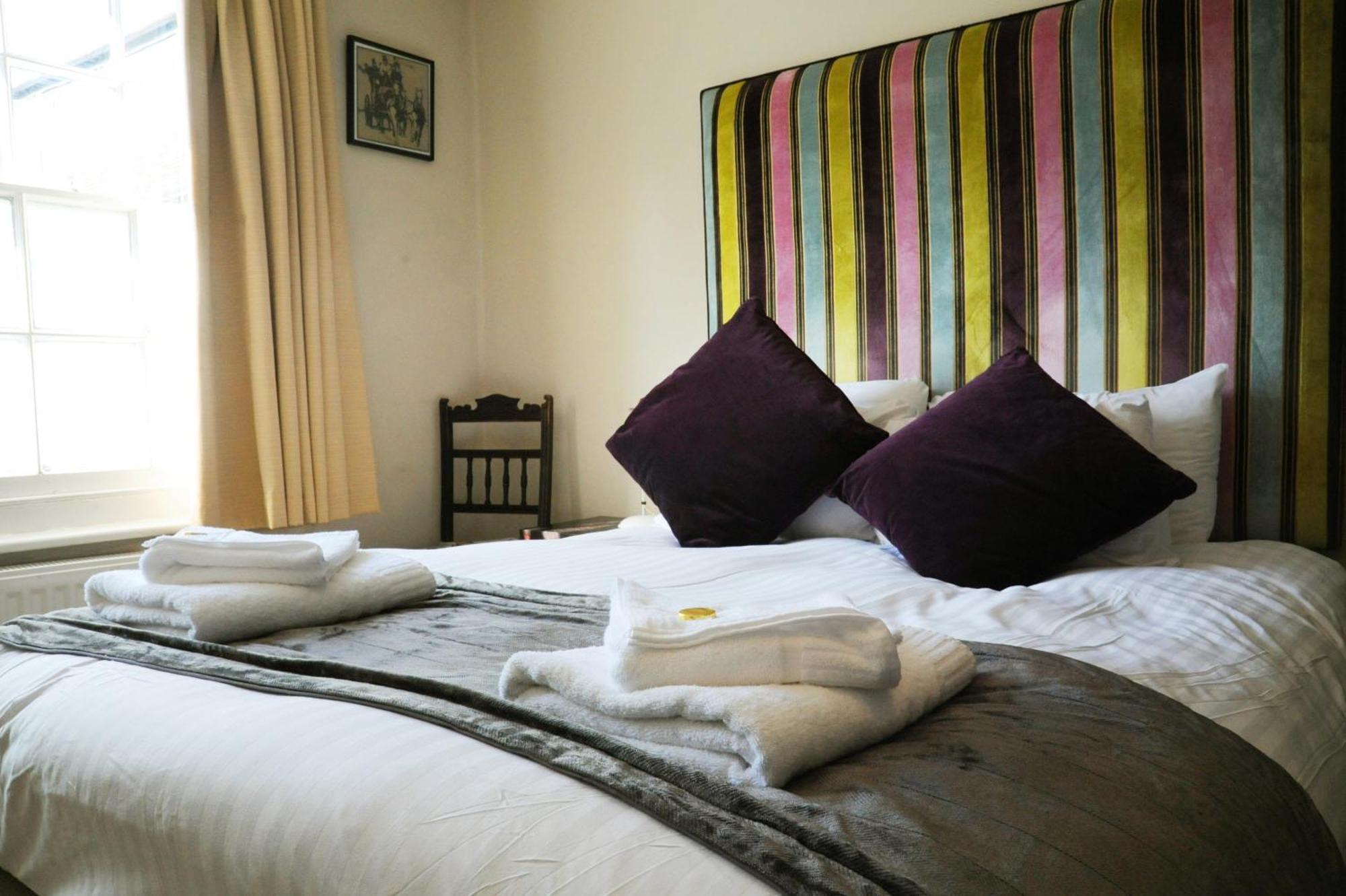 The Red Lion Hotel Whittlesford Экстерьер фото