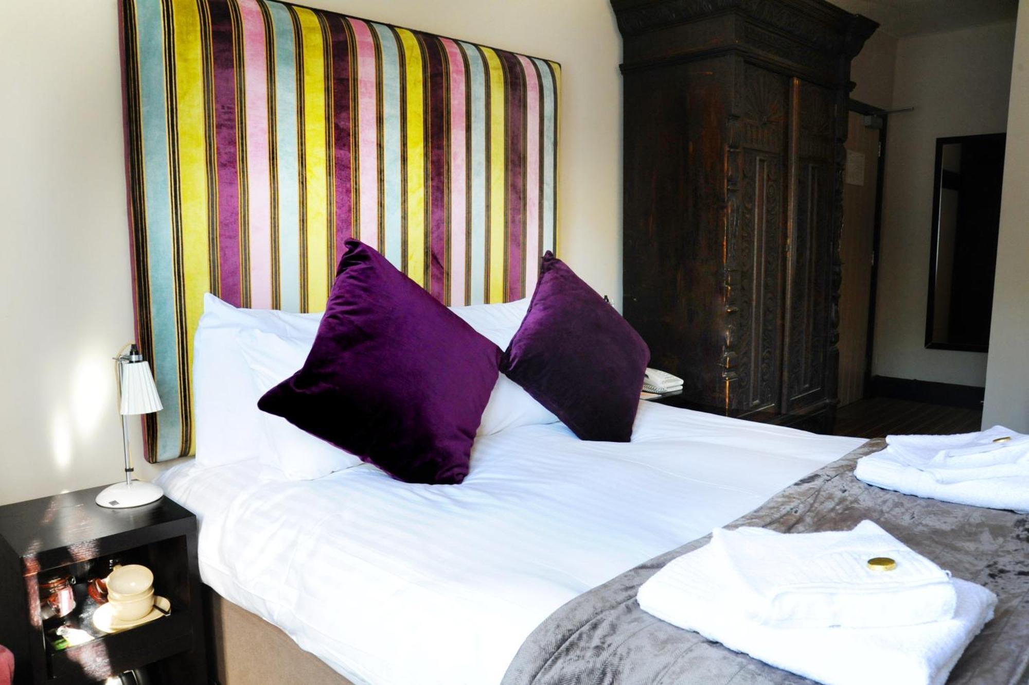 The Red Lion Hotel Whittlesford Экстерьер фото
