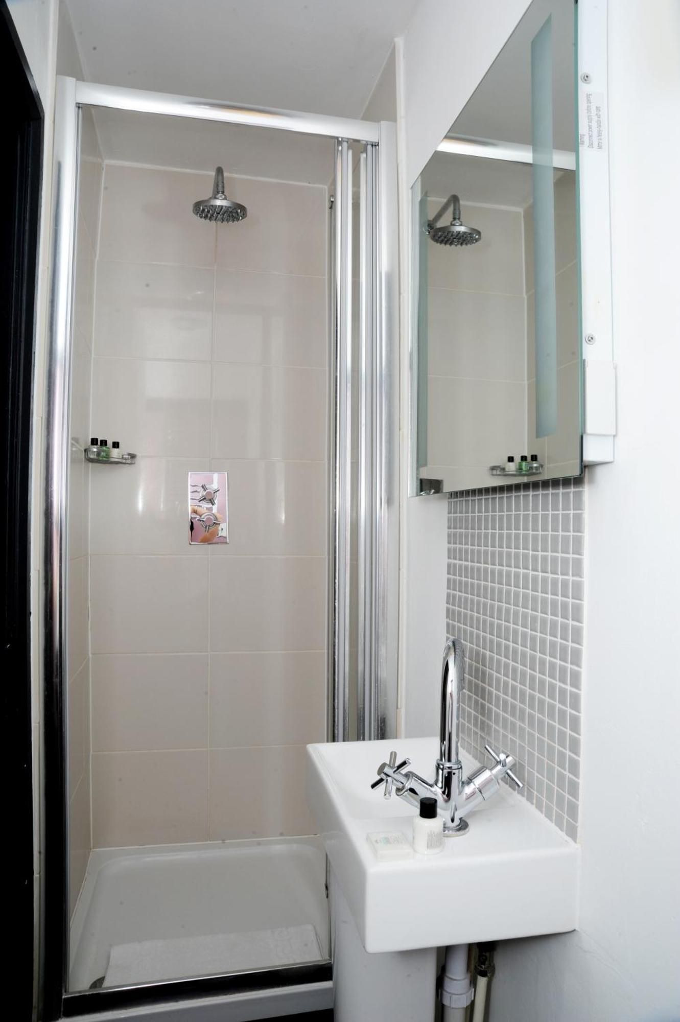 The Red Lion Hotel Whittlesford Экстерьер фото