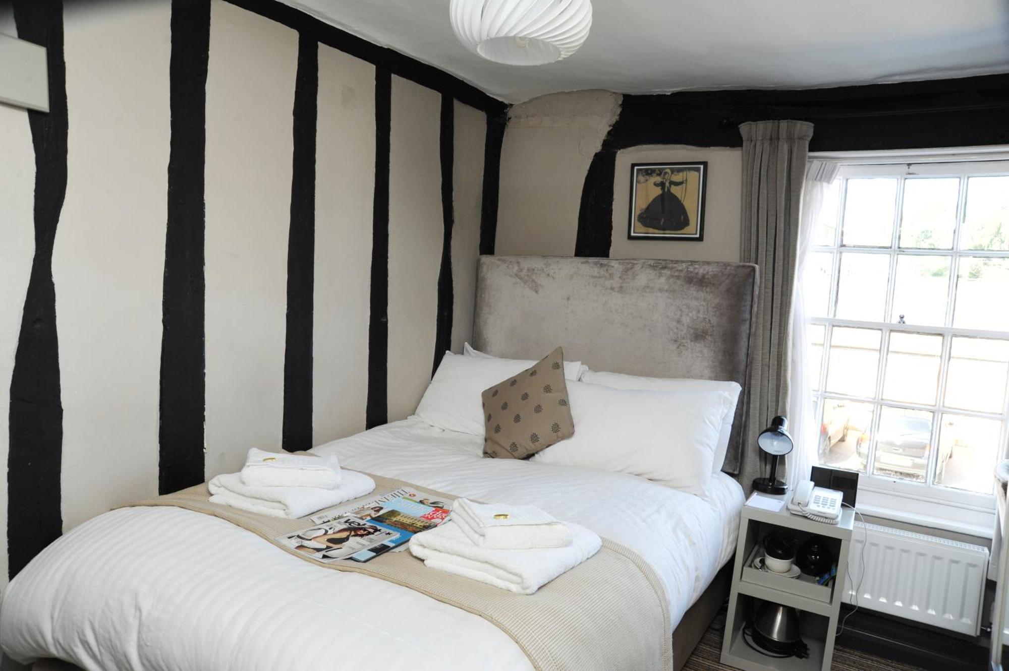 The Red Lion Hotel Whittlesford Экстерьер фото