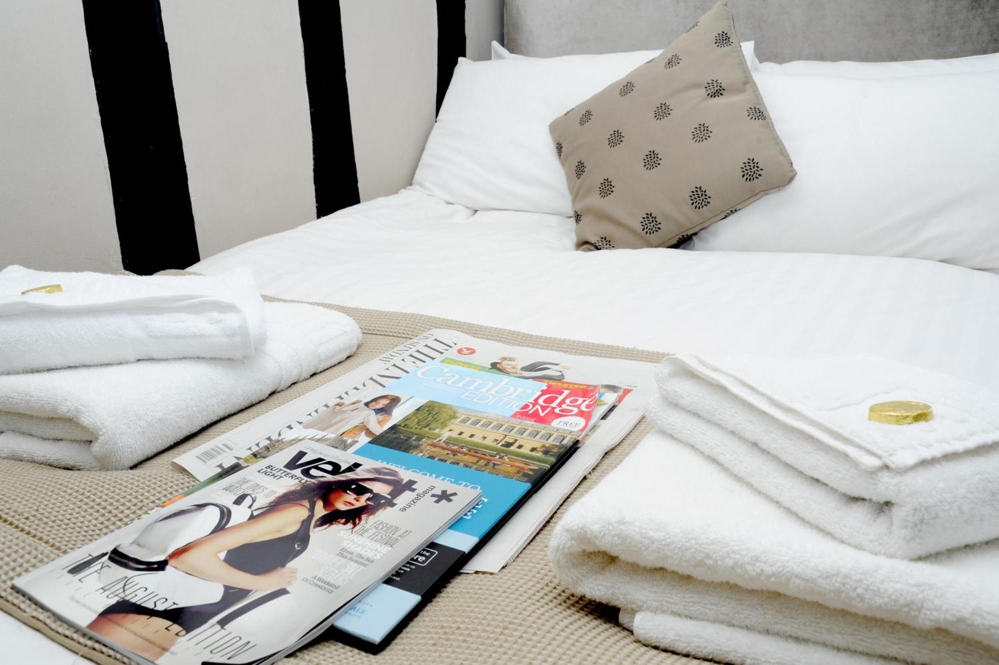 The Red Lion Hotel Whittlesford Экстерьер фото