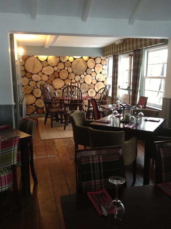 The Red Lion Hotel Whittlesford Экстерьер фото